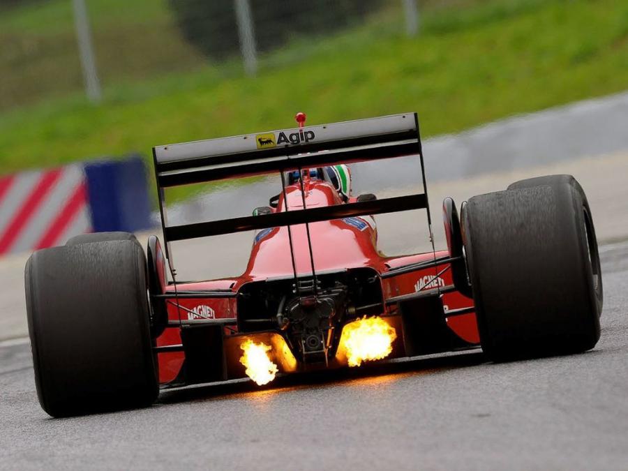  Ferrari F188C 1988 года  (фото 3 из 4)